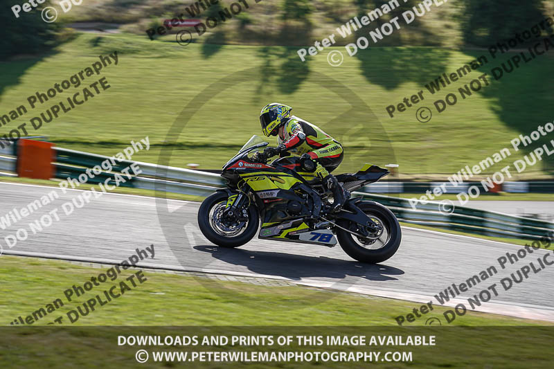 cadwell no limits trackday;cadwell park;cadwell park photographs;cadwell trackday photographs;enduro digital images;event digital images;eventdigitalimages;no limits trackdays;peter wileman photography;racing digital images;trackday digital images;trackday photos